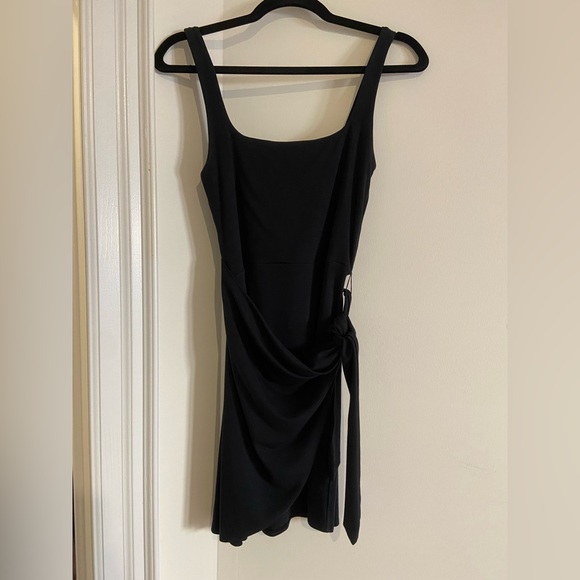Aritzia Wilfred Saturn Mini Dress Black New - Picture 4 of 6